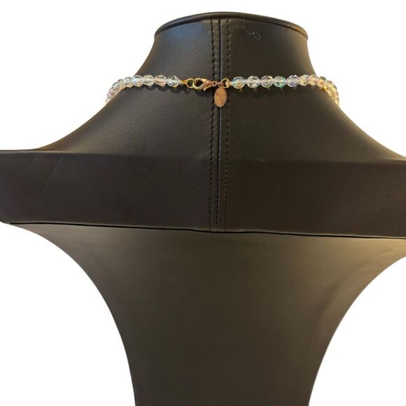 Vintage Beautiful & Delicate Iridescent Faceted Glass Beaded Necklace - Picture 6 of 6